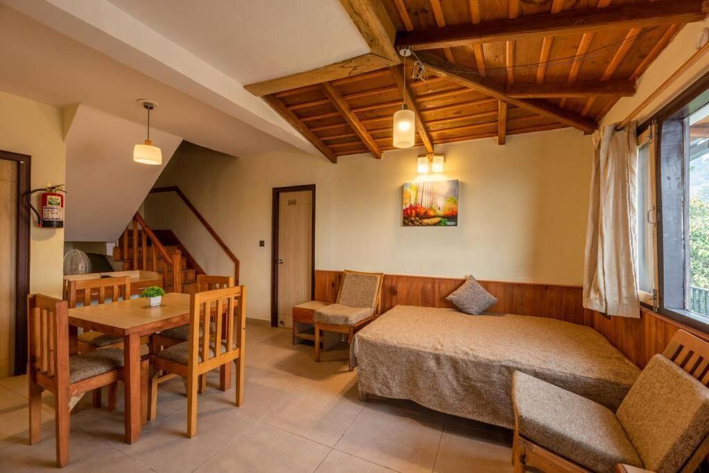 Dream Cottage 3 Pet-Friendly 2Br W Mountain View 穆克缇斯瓦 外观 照片