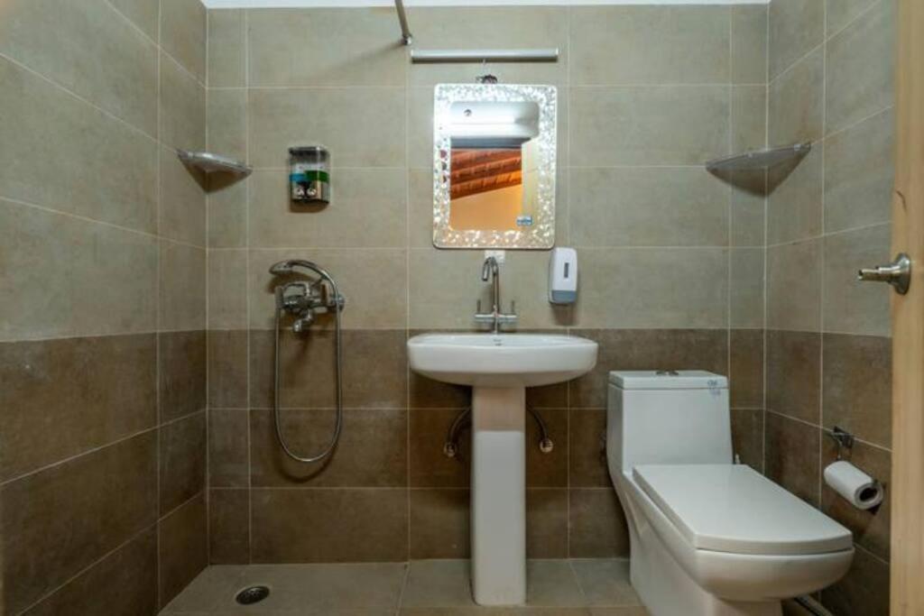 Dream Cottage 3 Pet-Friendly 2Br W Mountain View 穆克缇斯瓦 外观 照片